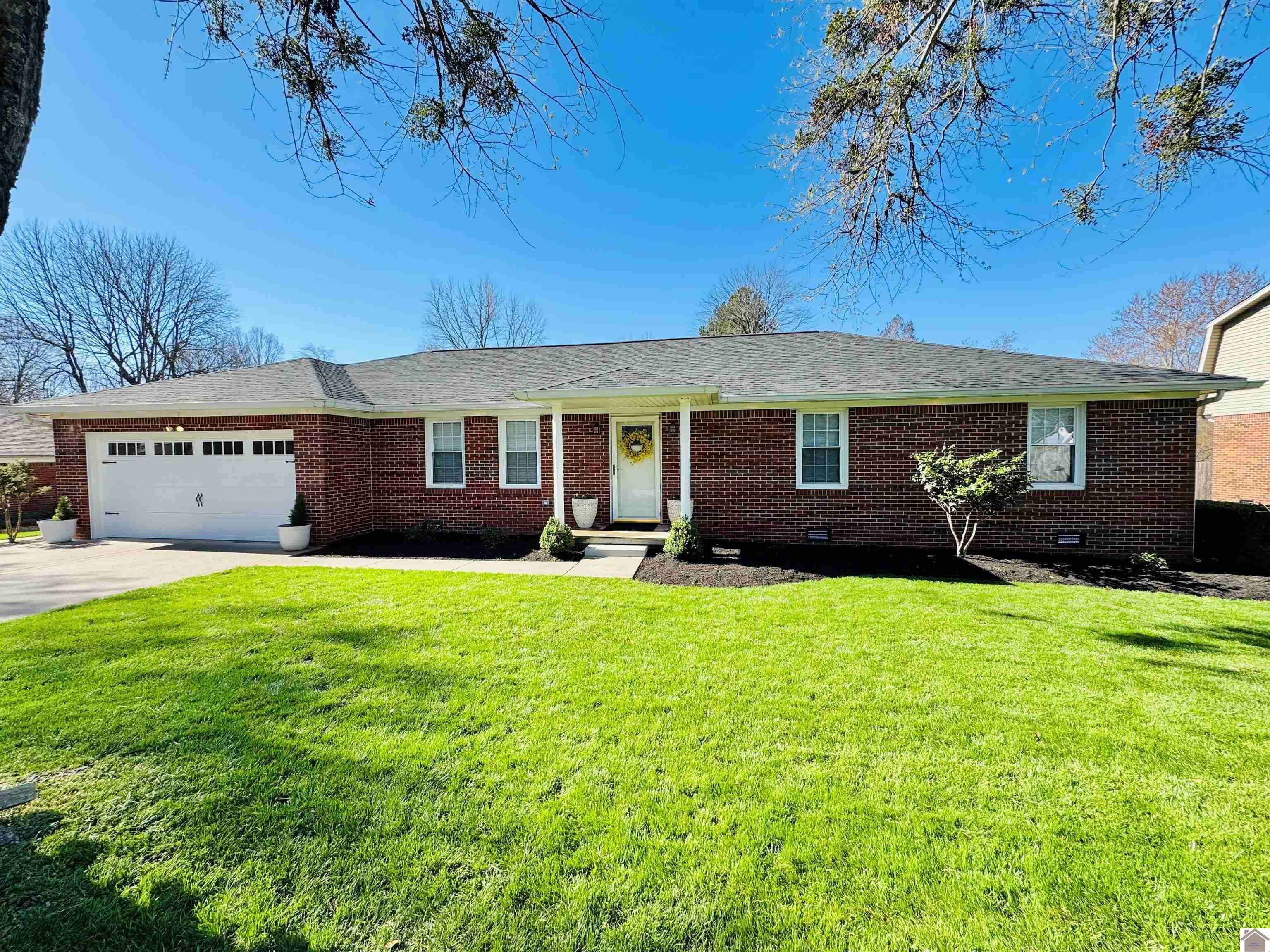 Property Photo: 6340 Connie Sue Ave KY 42001