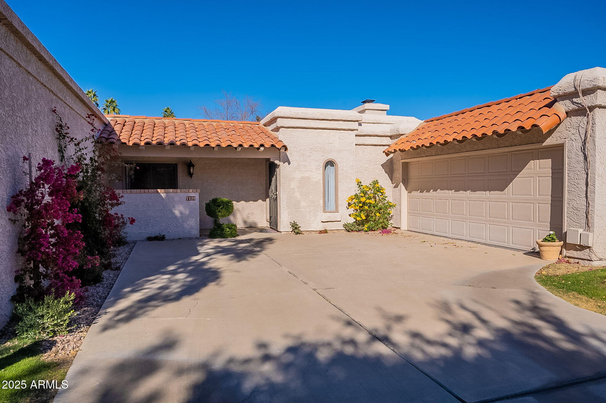 Property Photo: 7228 E Buena Terra Way AZ 85250