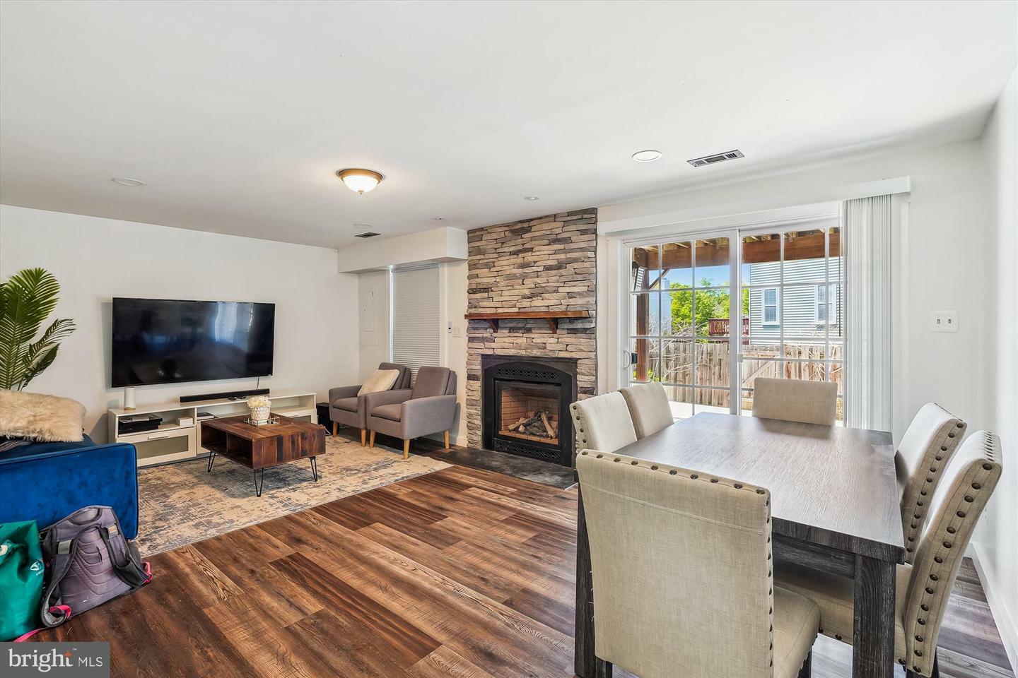 Property Photo: 302 Stafford Glen Court VA 22554