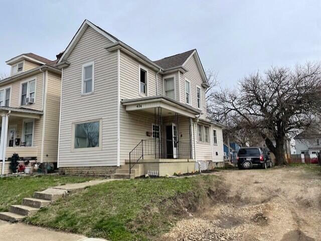 Property Photo: 424 S Harris Avenue OH 43204