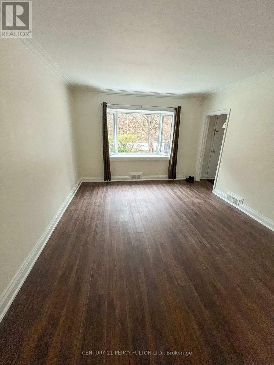 Property Photo: 115 South Kingsway ON M6S 3T5