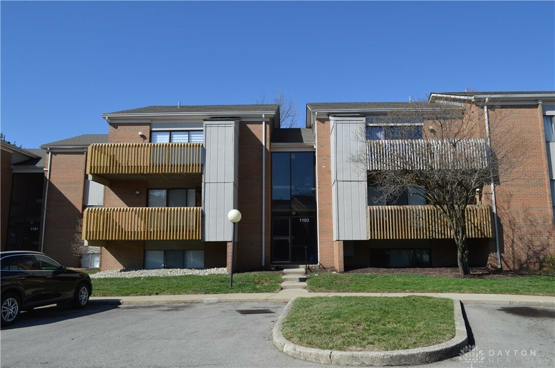 Property Photo: 1103 Arrowhead Crossing A OH 45449