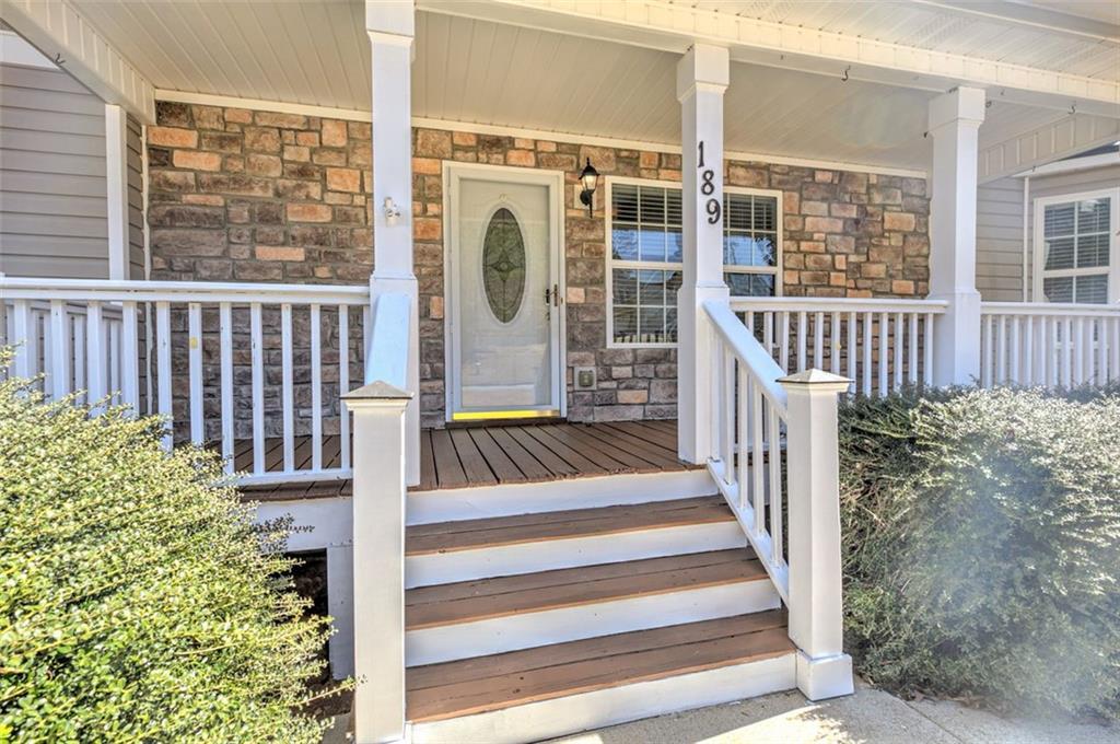 Property Photo:  189 Meadow Spring Drive  GA 30179 
