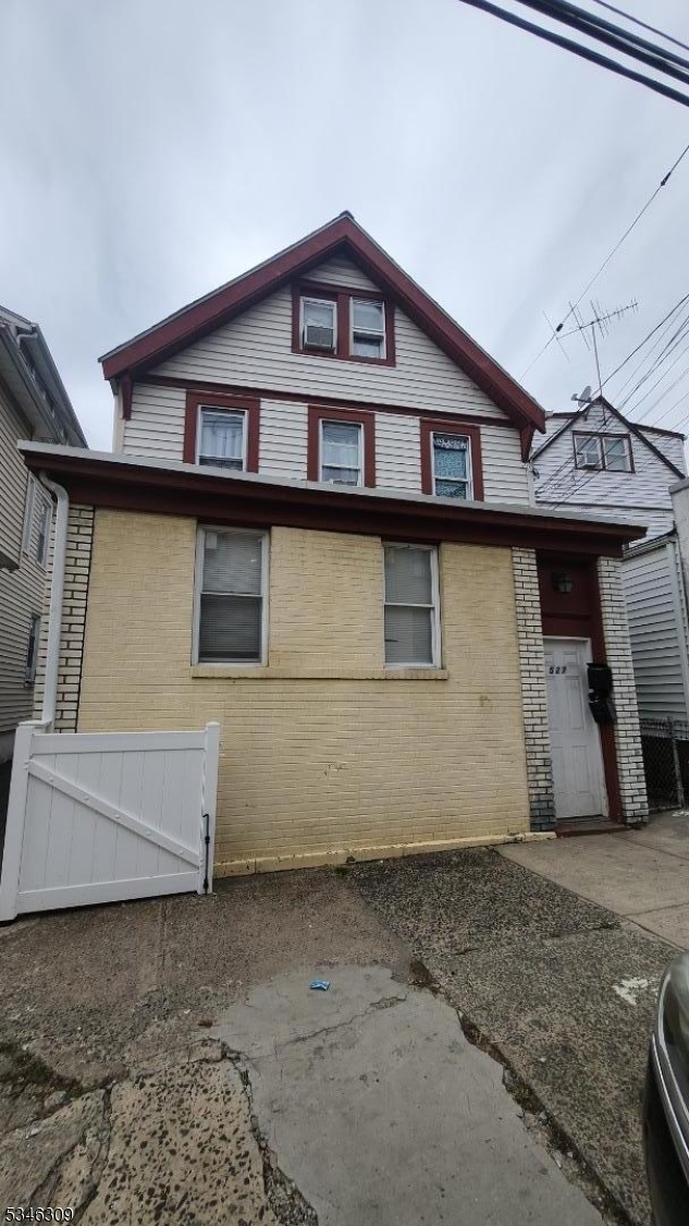 Property Photo: 527 Valley St NJ 07050
