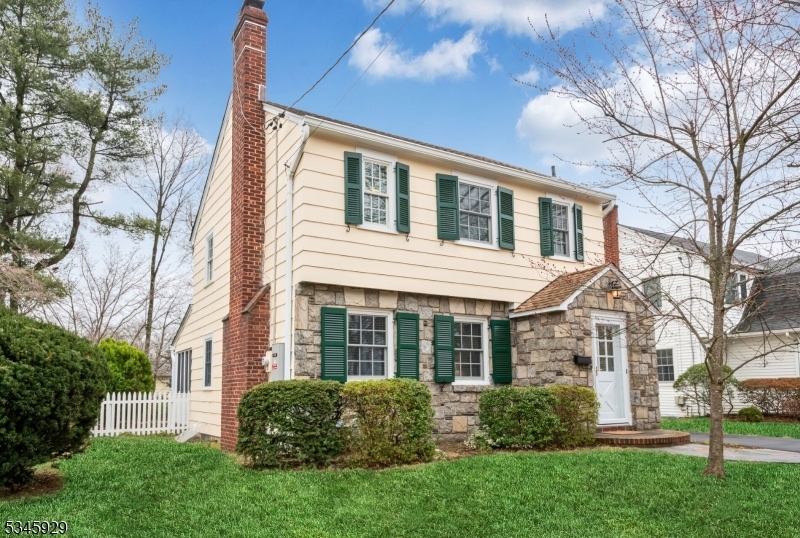 Property Photo: 227 Walthery Ave NJ 07450