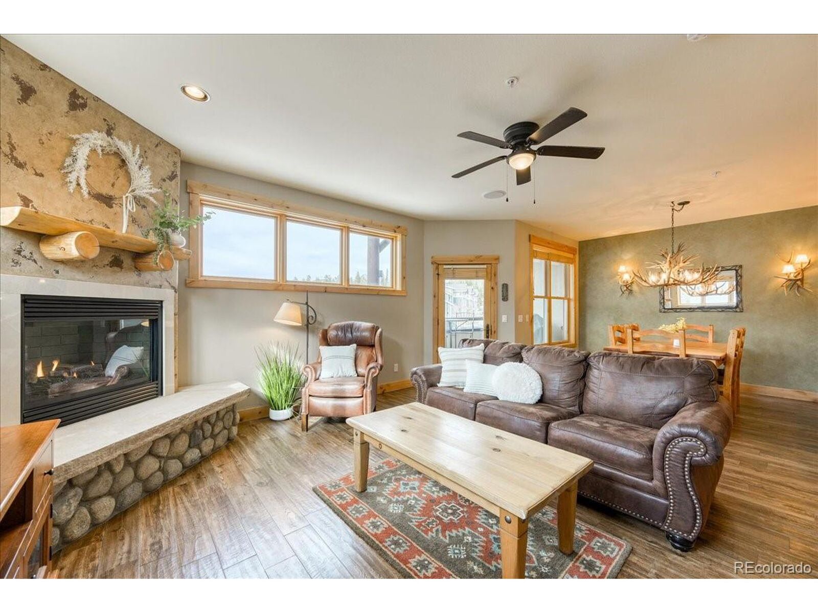 Property Photo:  62 Broken Lance Dr 202E  CO 80424 