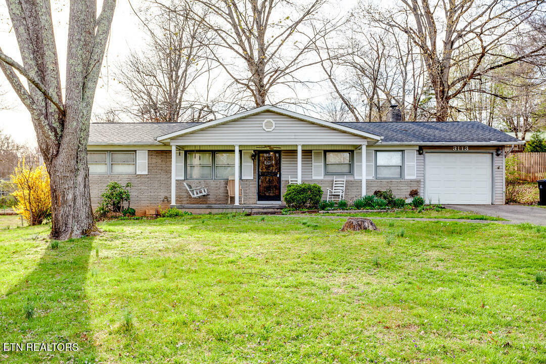 Property Photo:  3113 Sandalwood Rd  TN 37921 