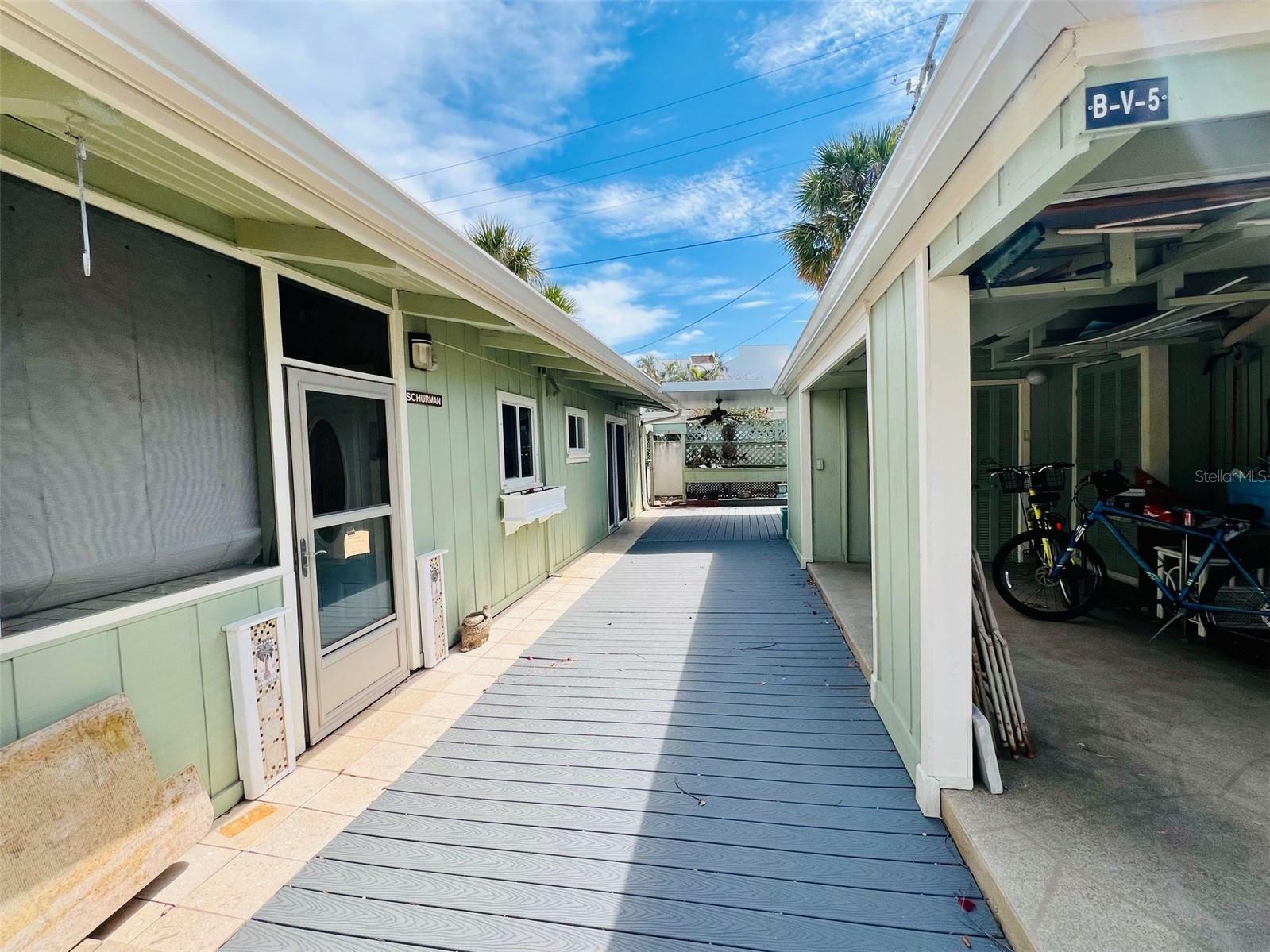 Property Photo: 2985 N Beach Road Bv-5 FL 34223