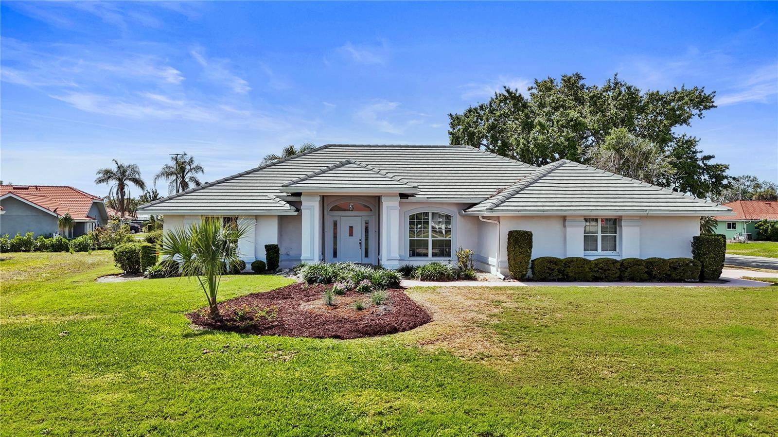 Property Photo:  217 Rockwood Way  FL 34223 