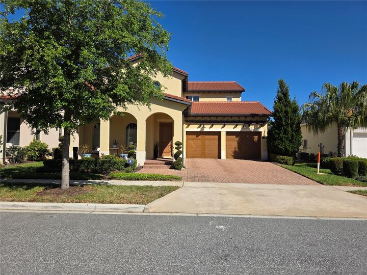 Property Photo:  15149 Canoe Place  FL 34787