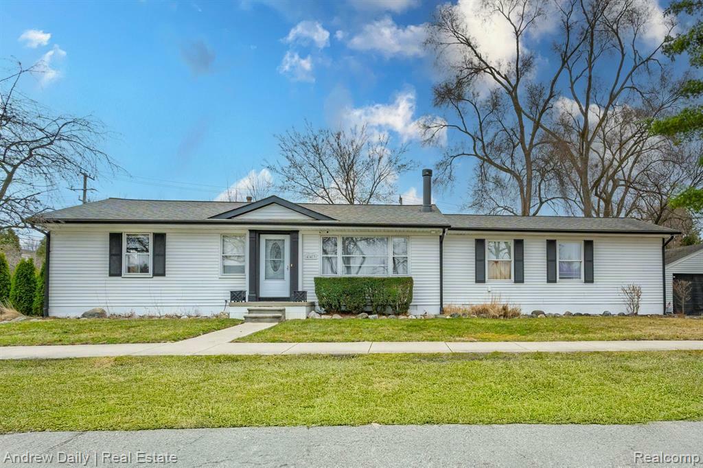 Property Photo: 443 River Street MI 48167 1633