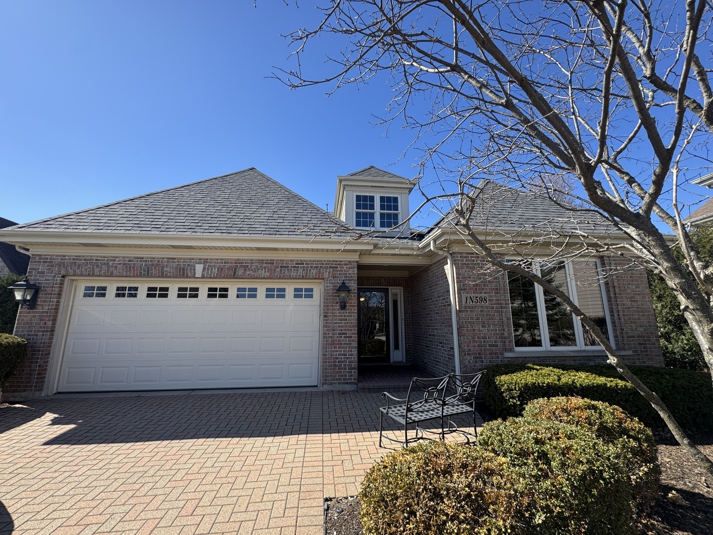 Property Photo: 1N598 Golf View Lane IL 60190