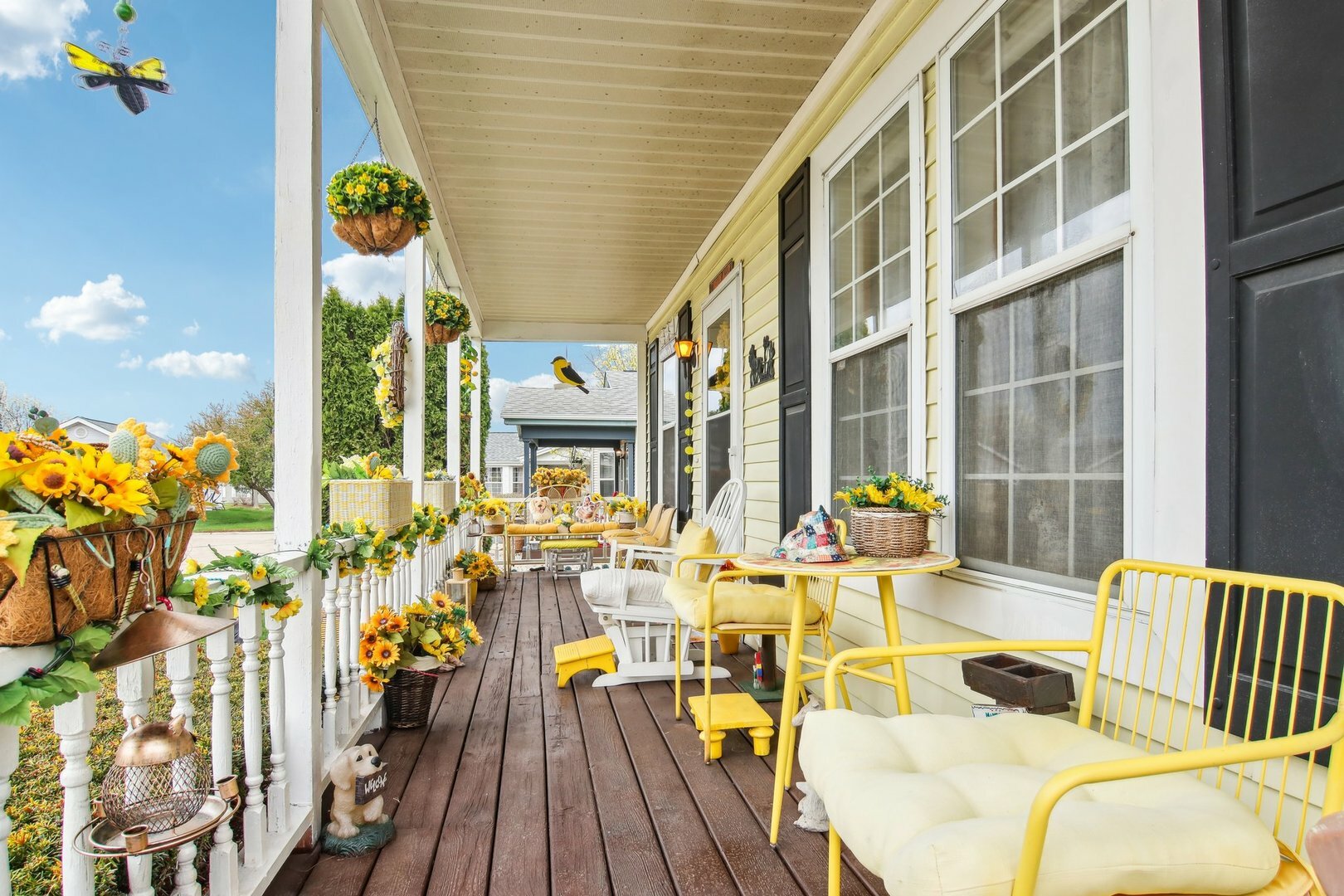 Property Photo: 4 Furlong Court IL 60030