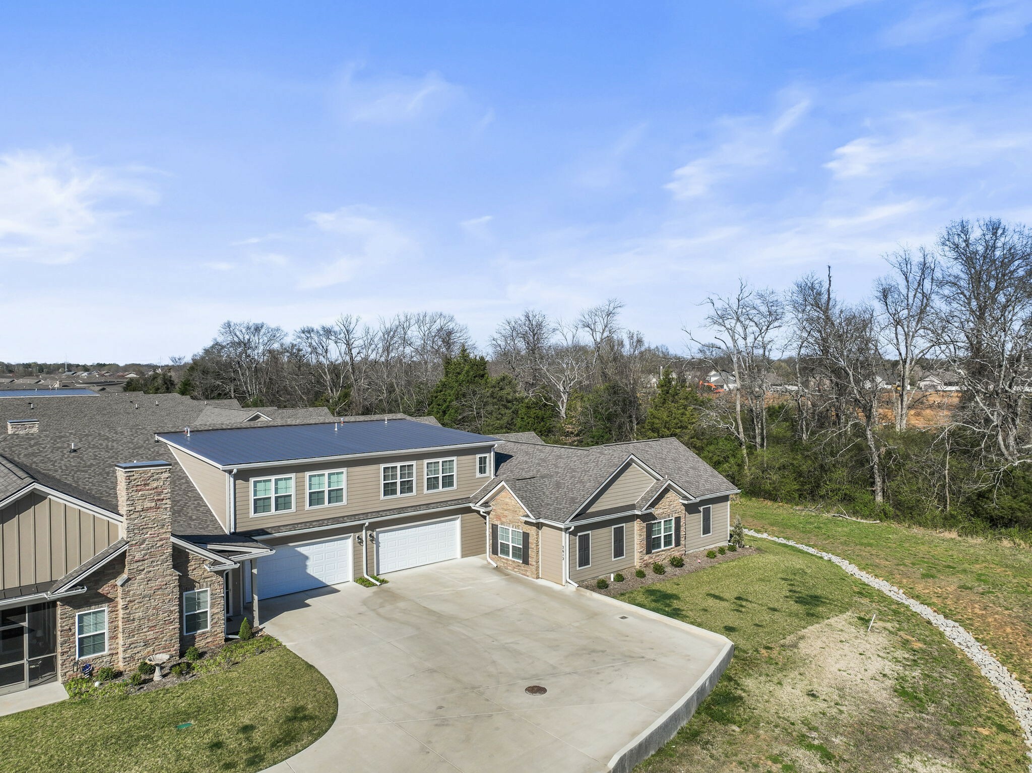 Property Photo: 2612 Stonecenter Ln TN 37128