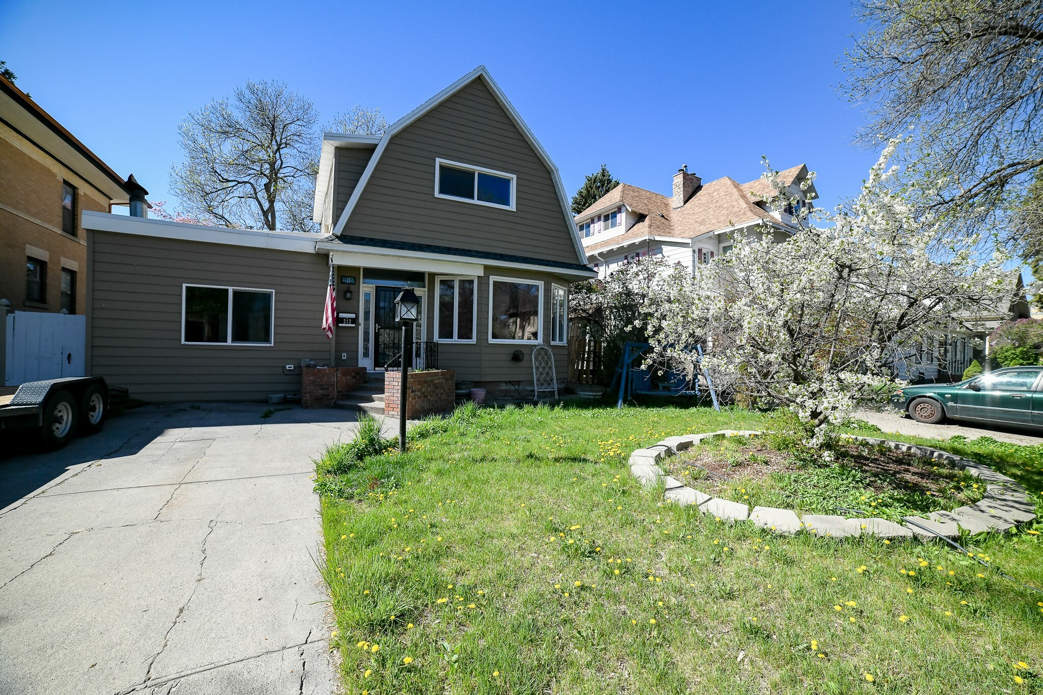 Property Photo: 212 3rd Avenue N MT 59401
