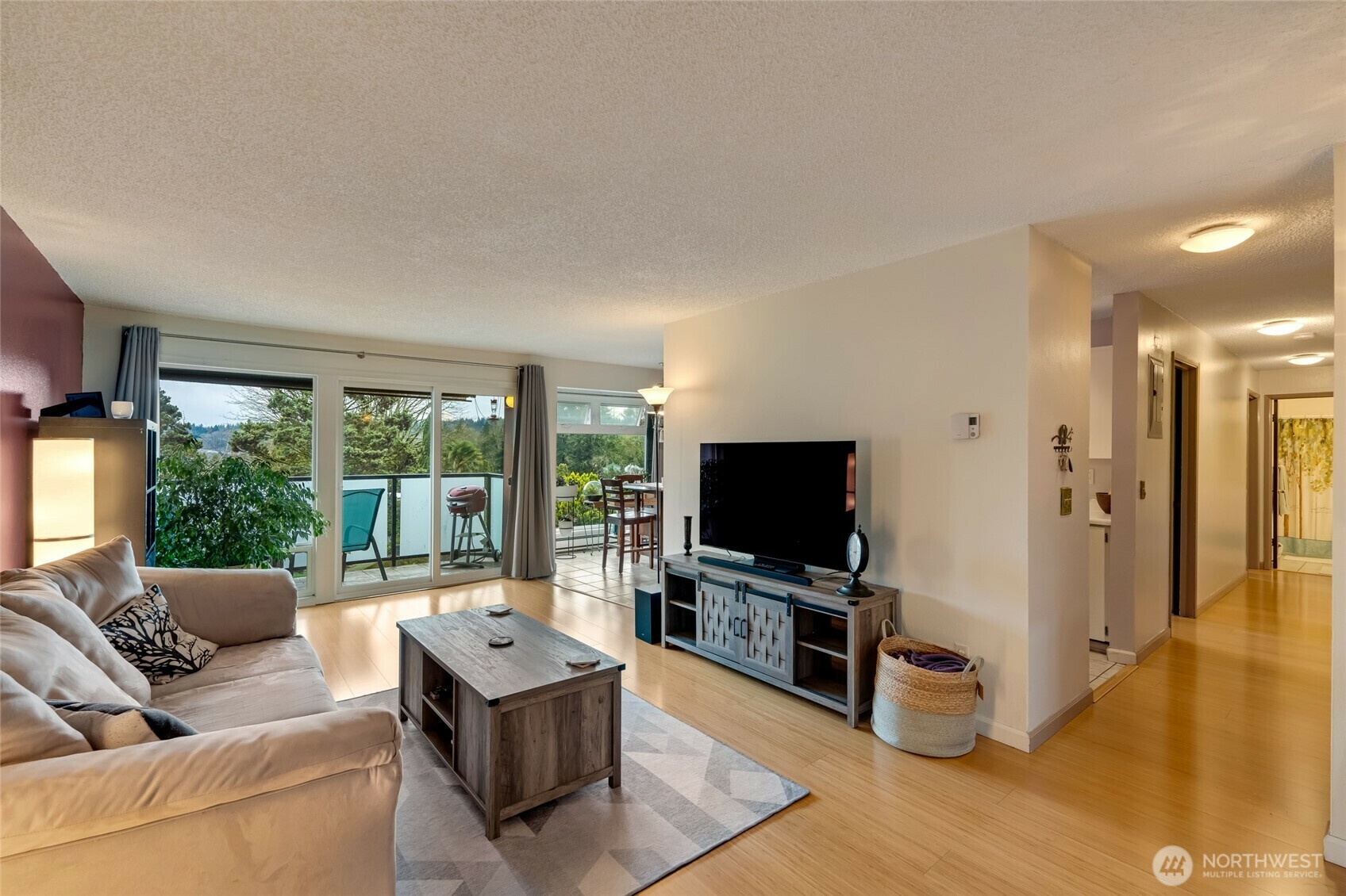 Property Photo: 15152 65th Avenue S 819 WA 98188