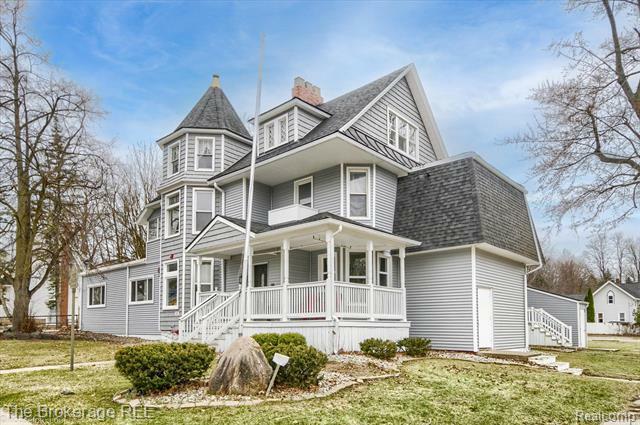 Property Photo: 700 S Adelaide Street MI 48430