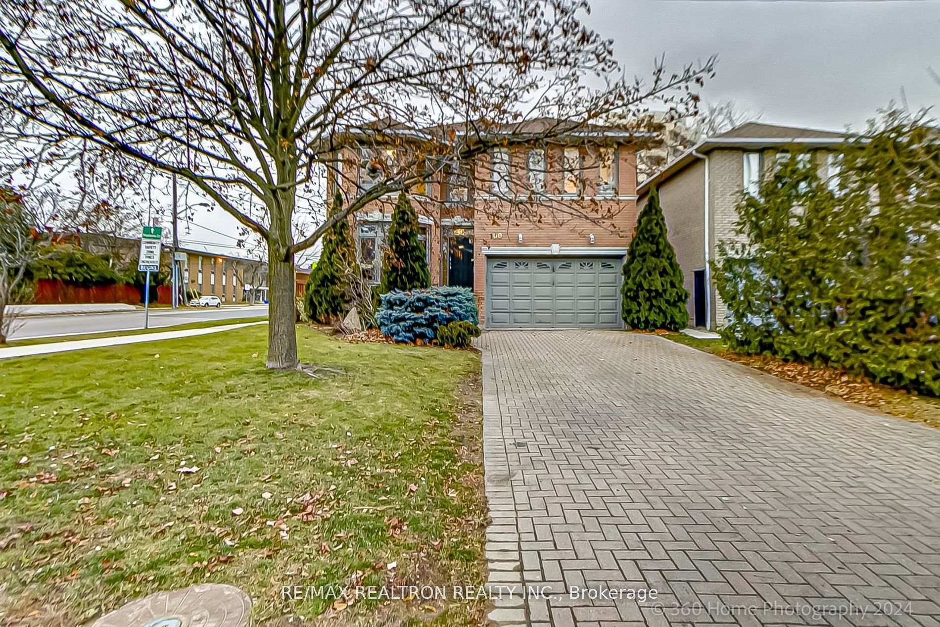 Property Photo: 100 Baycrest Avenue ON M6A 1W3