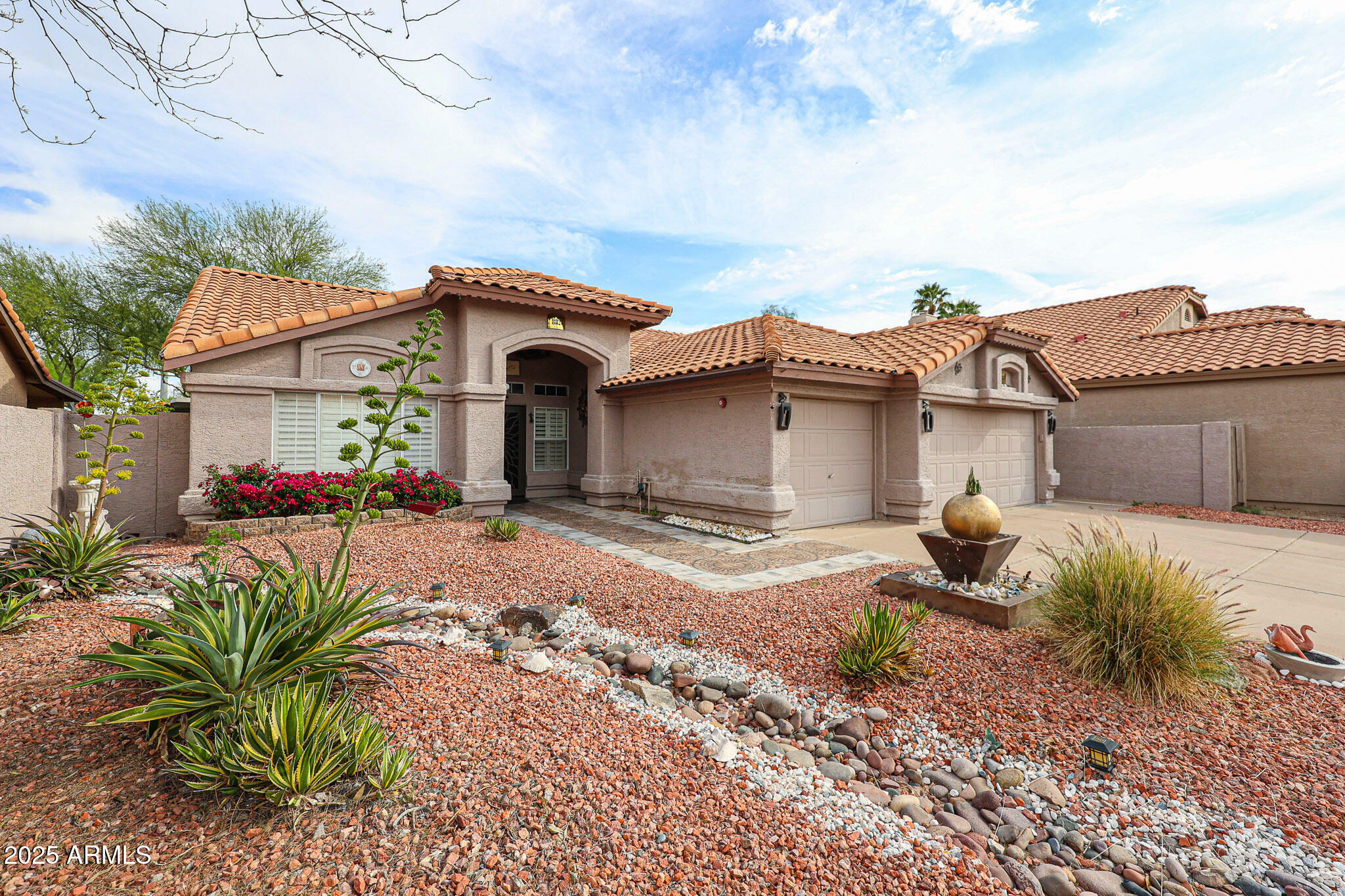 Property Photo: 8826 E Palm Ridge Drive AZ 85260