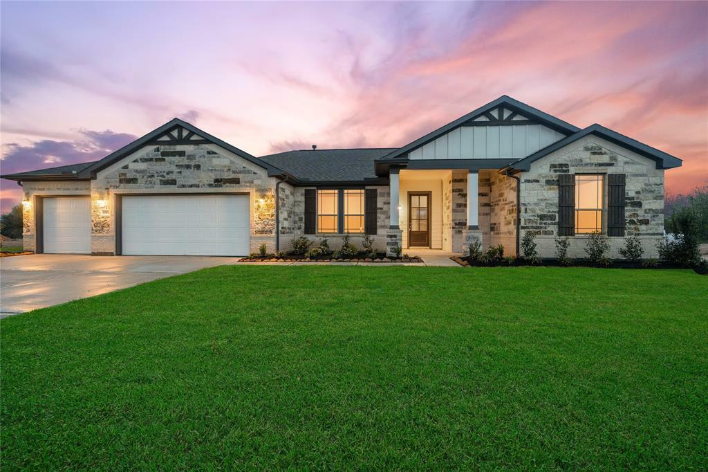 Property Photo: 1084 Westfork Drive TX 77474