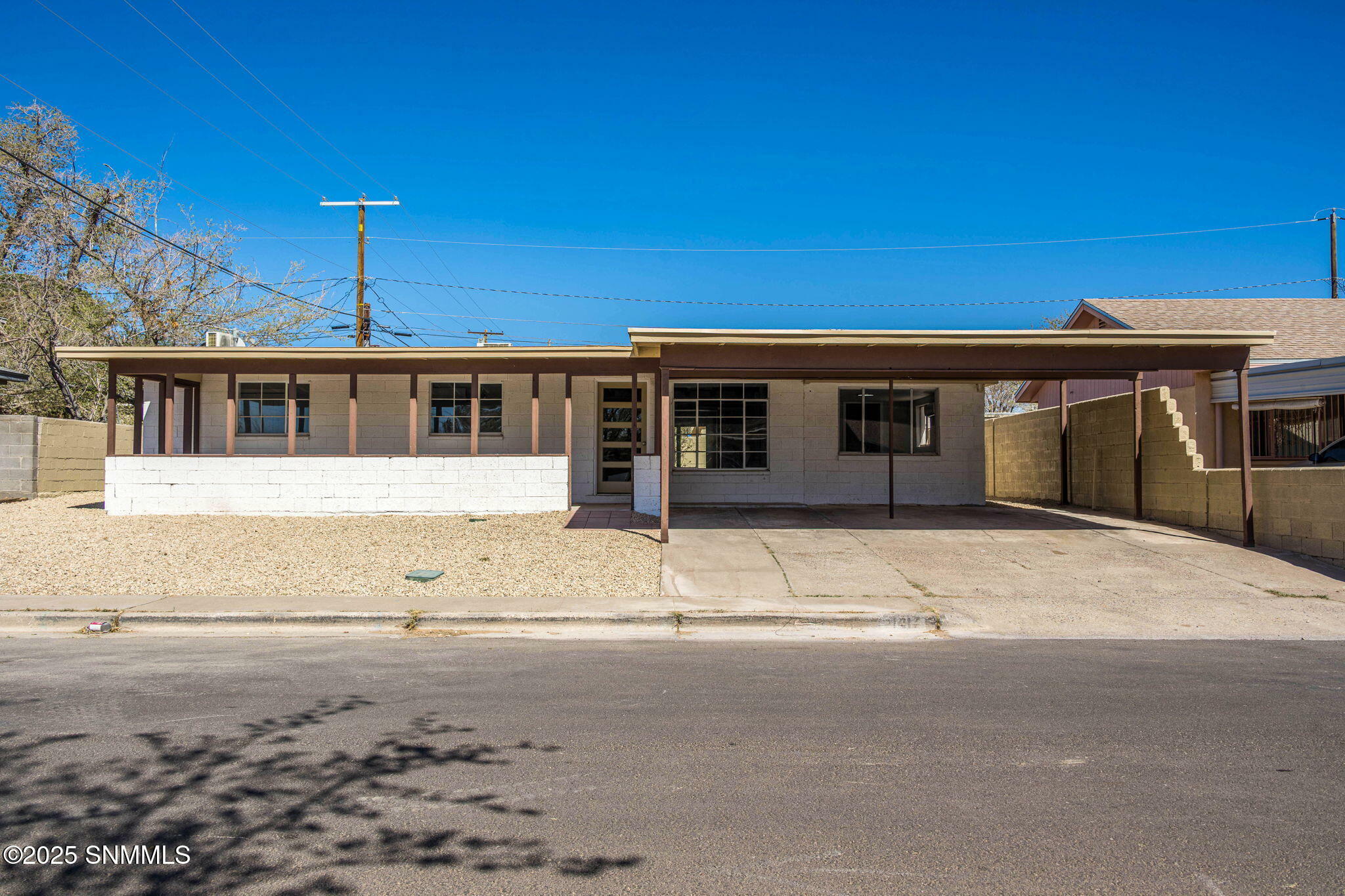 Property Photo: 1417 Walden Drive NM 88001