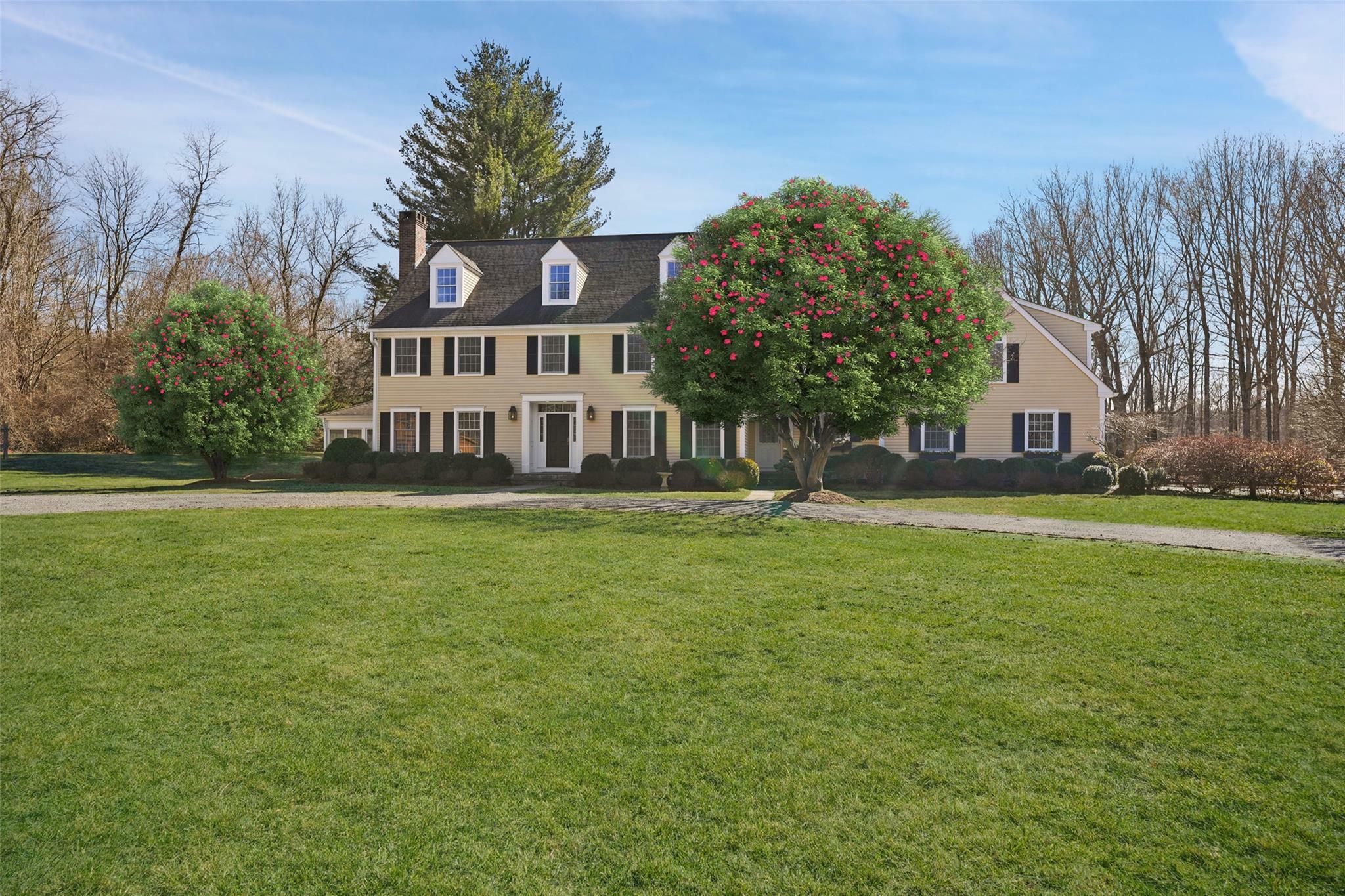 Property Photo:  175 Finch Road  NY 10560 