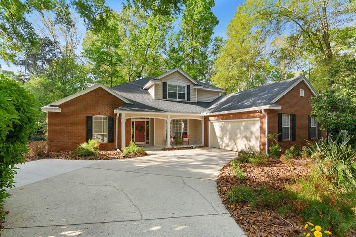Property Photo: 10039 SW 44th Lane FL 32608