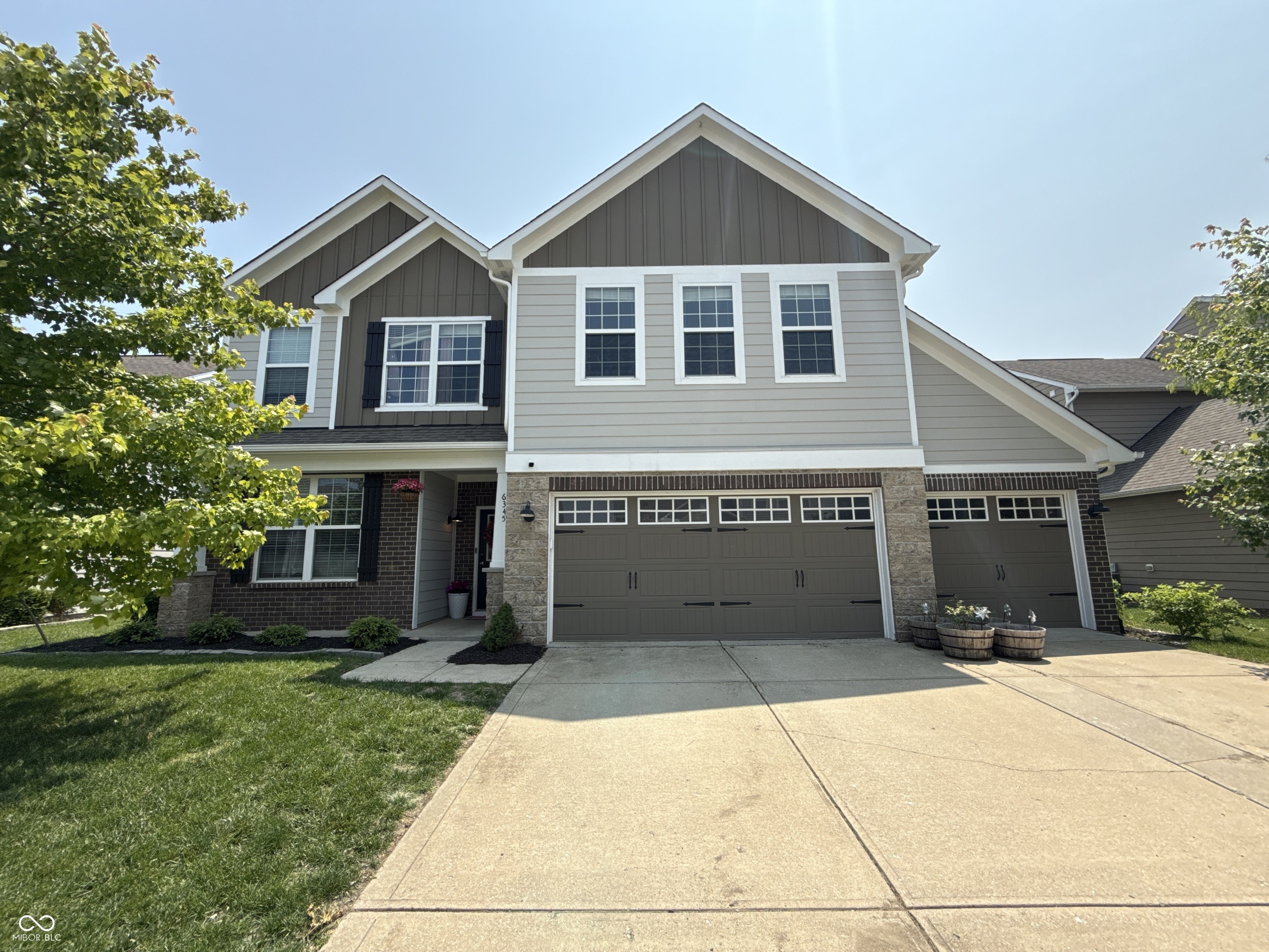 Property Photo: 6345 Meadowview Drive IN 46075