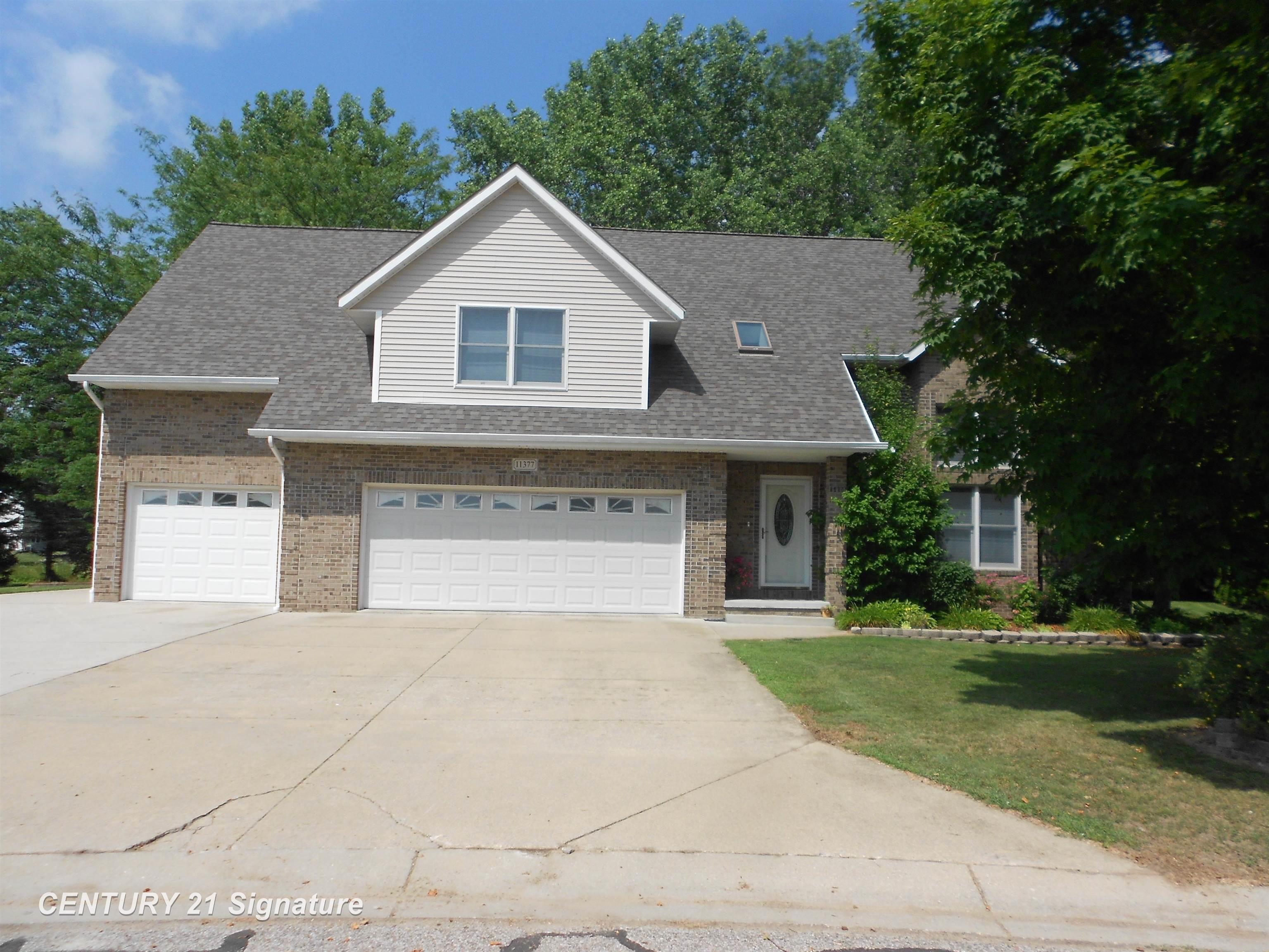 11377 Hillbridge Court  Freeland MI 48623 photo