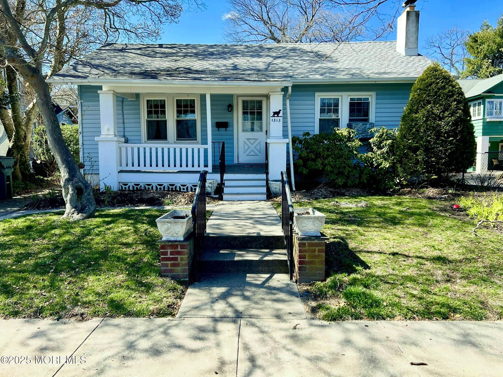 Property Photo:  1313 Laurel Avenue  NJ 07712 