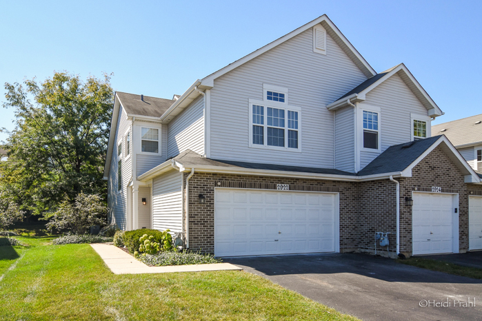 Property Photo: 2922 Kentshire Circle 0 IL 60564