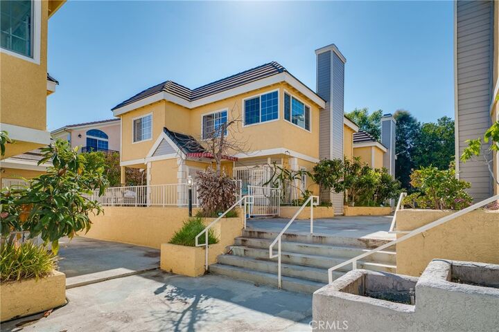 Property Photo:  521 Sefton Avenue  CA 91755 