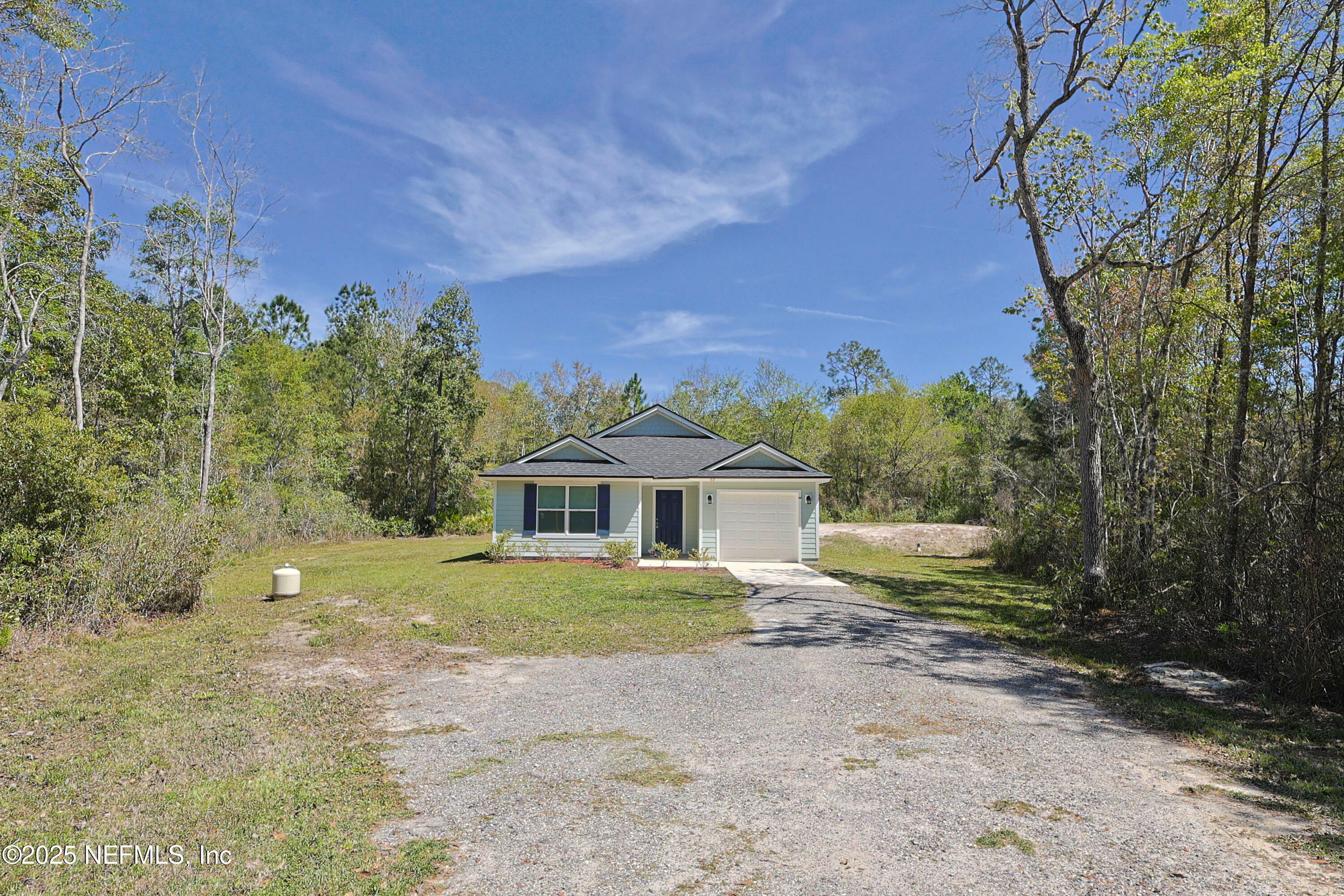 Property Photo: 52 Peppermint Avenue FL 32068