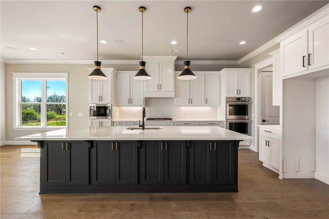 Property Photo: 881 Greenhorn Street AR 72712