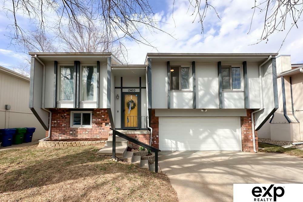 Property Photo: 13420 Emiline Street NE 68138-0000