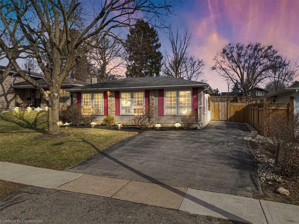 Photo de la propriété: 67 Pleasant Avenue ON L9H 3T2