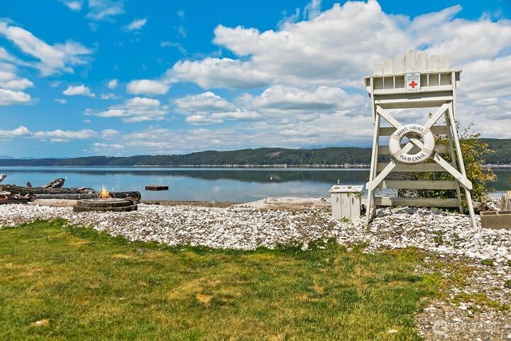 Property Photo:  15931 E State Route 106  WA 98528 