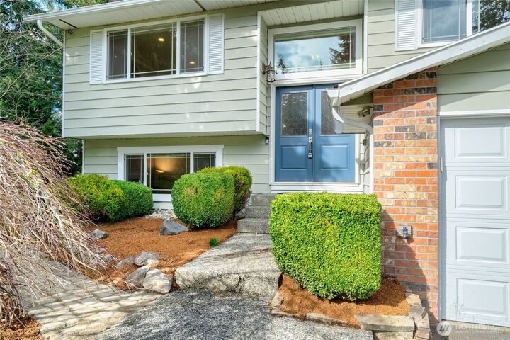 Property Photo:  3113  198th Place SE  WA 98012 