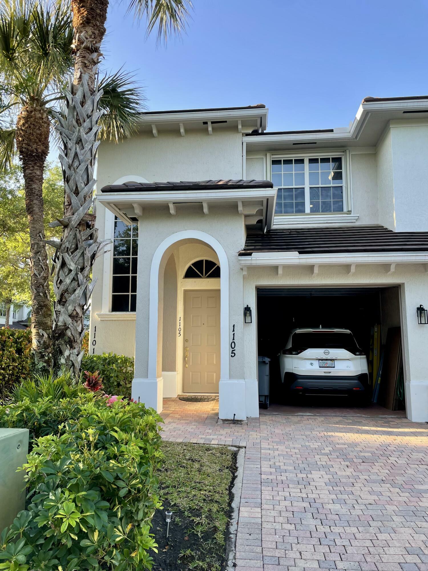 Property Photo: 6436 Bella Circle Circle 1105 FL 33437