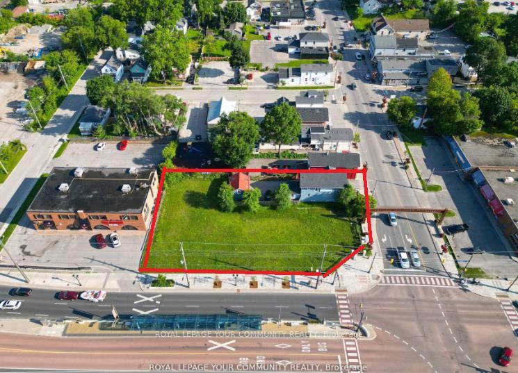 Property Photo: 11 Main St (432/438 Davis) N/A E ON L3Y 3Y1