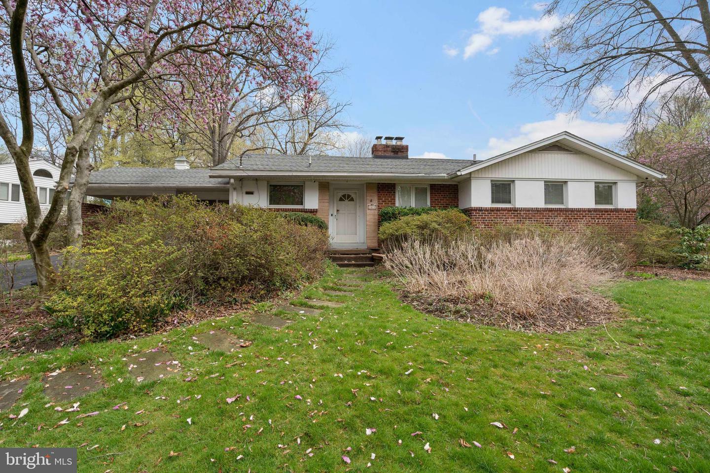 Property Photo: 7025 Selkirk Drive MD 20817