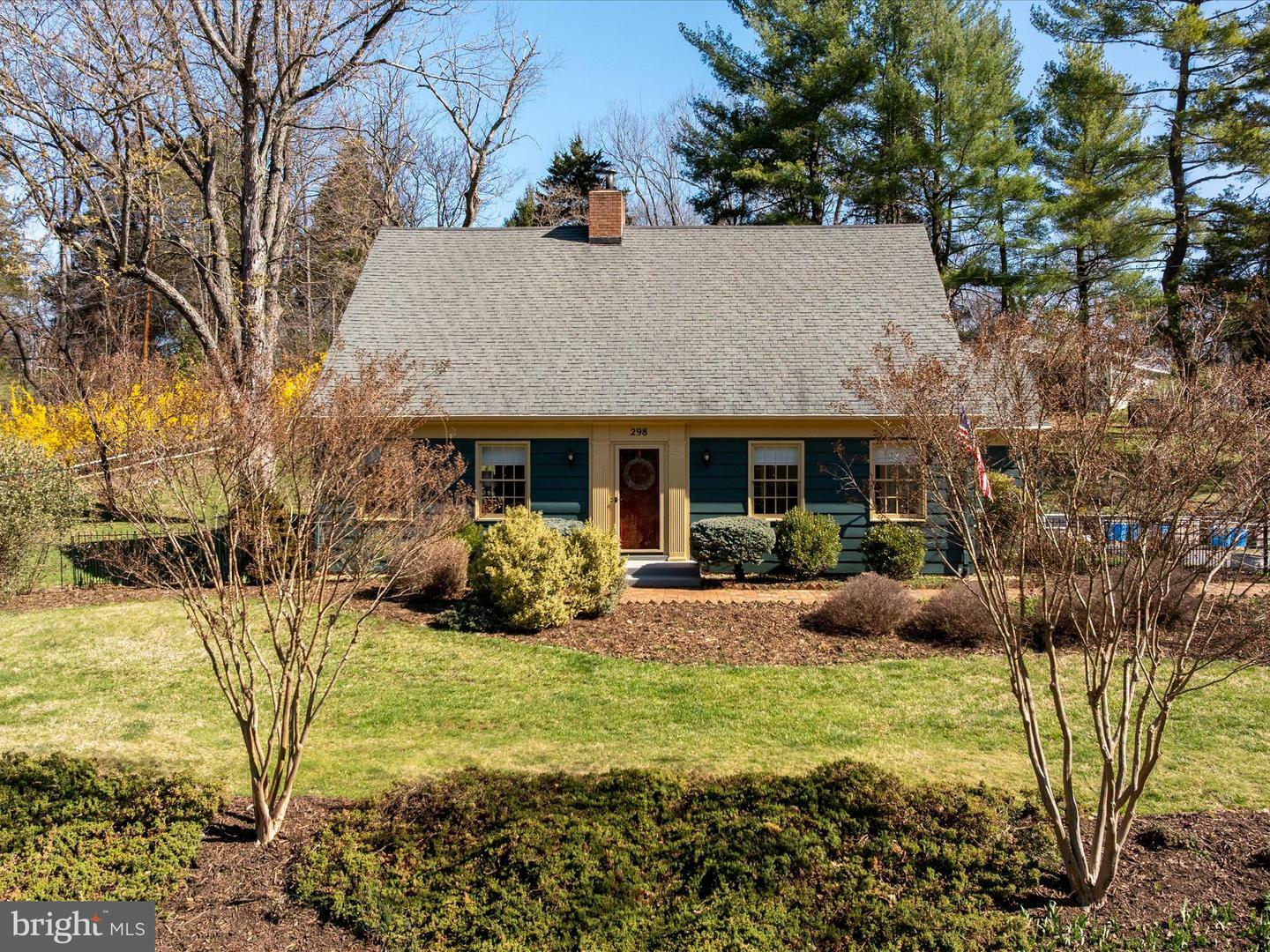 Property Photo: 298 Walnut Drive VA 22630