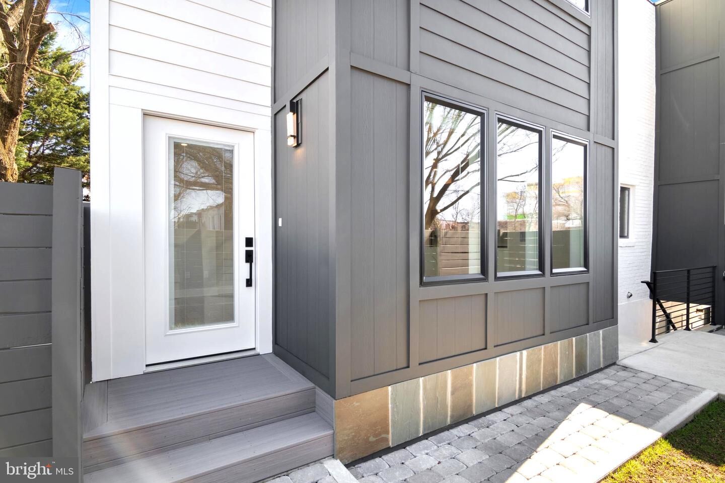 Property Photo: 1730 L Street NE 1 DC 20002