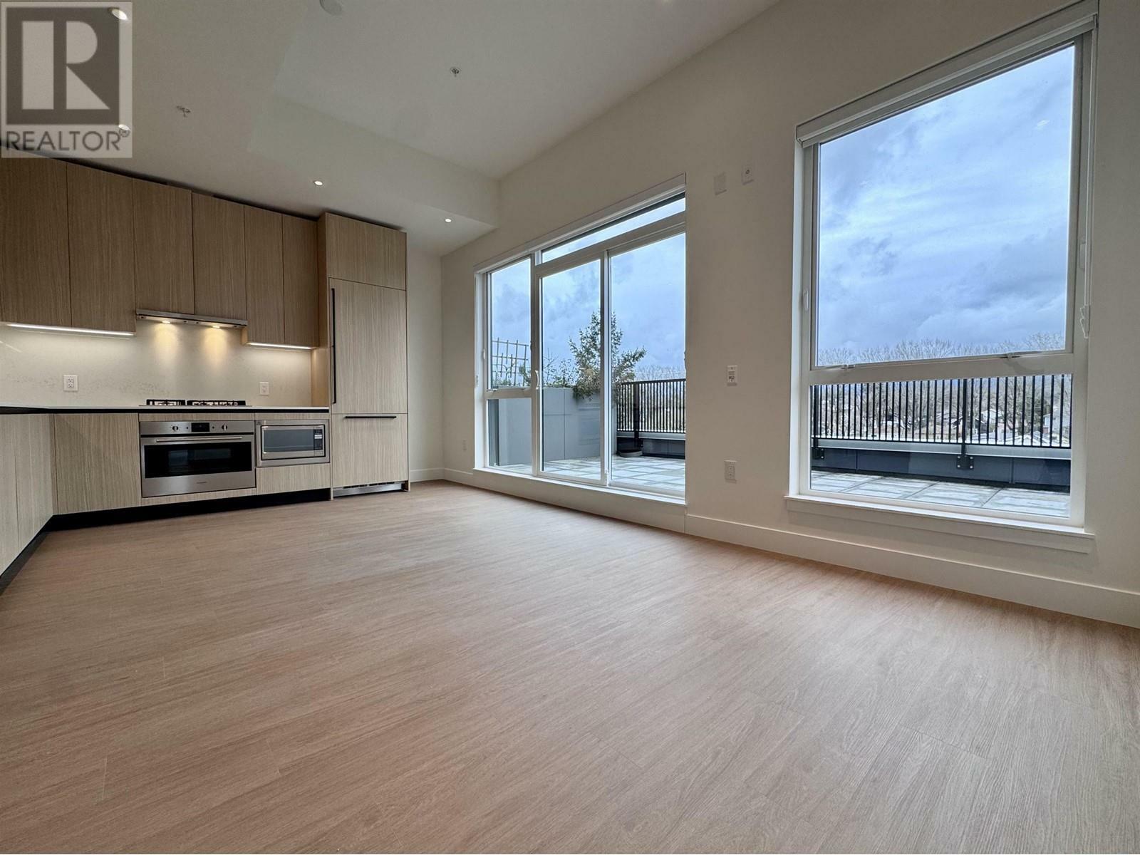 Property Photo: 2235 East Broadway 601 BC V5N 0J5