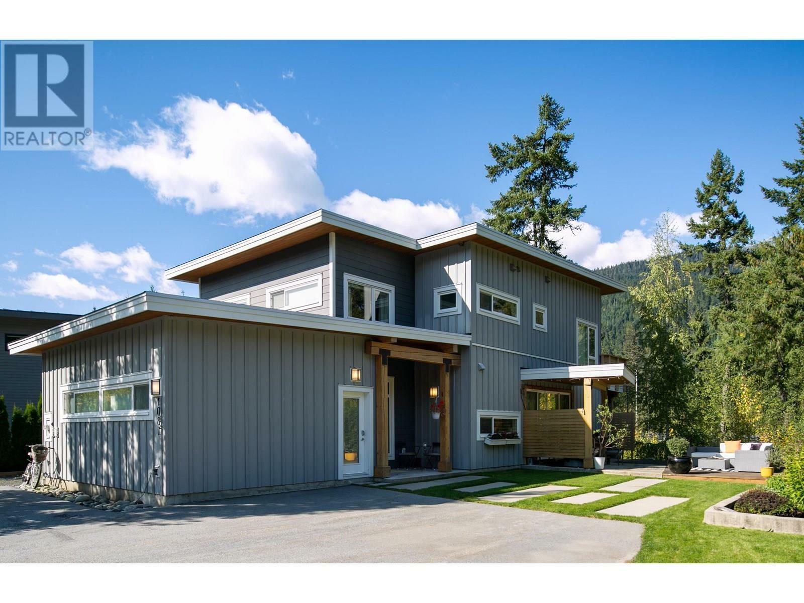 Property Photo: 1087 Madeley Place BC V8E 0K6