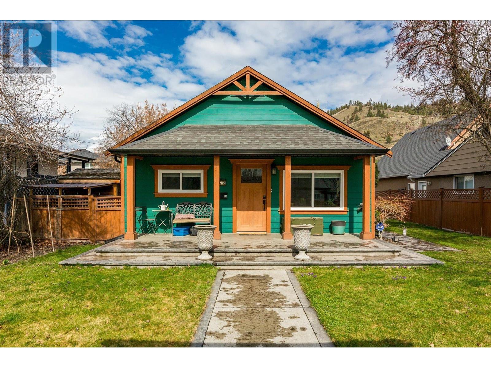 Property Photo: 662 Oxford Avenue BC V1Y 7L7