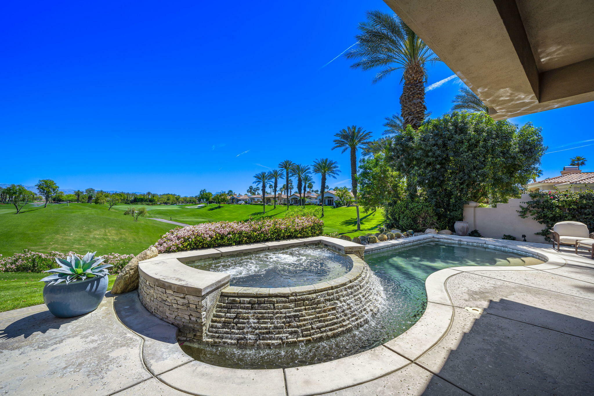 Property Photo: 350 Bright Rock Drive CA 92211