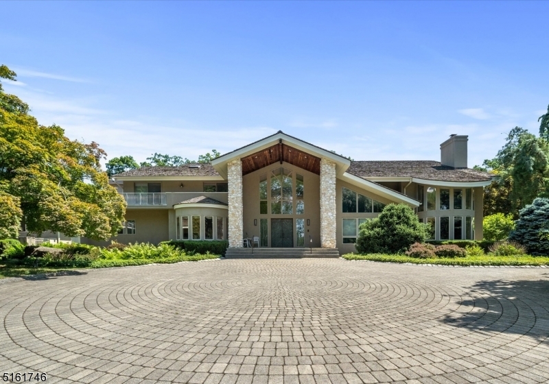 Property Photo:  38 Sheepfield Farms Dr  NJ 07920 