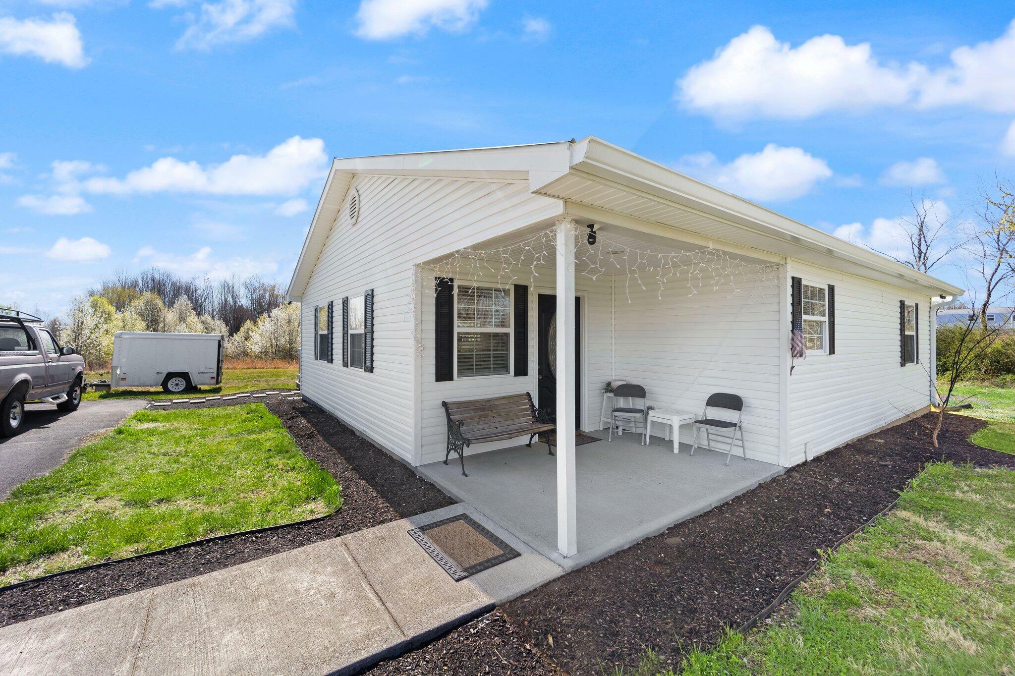 Property Photo: 58 McClendon Lane KY 42642