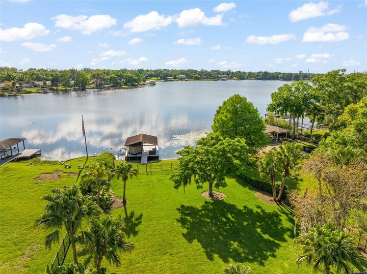 Property Photo: 2922 Carmia Drive FL 32806